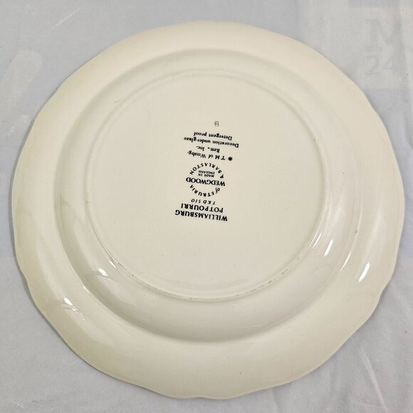 Wedgwood England Williamsburg Potpourri Appetizer Bread & Butter Plates - 3 - Picture 13 of 15